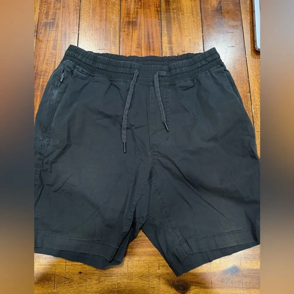 Lululemon Pace Breaker Linerless Short 7”